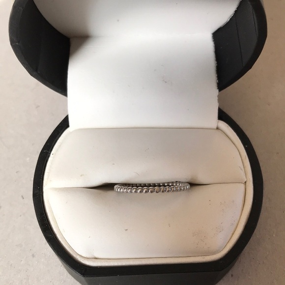 SILVER RING - Picture 7 of 7